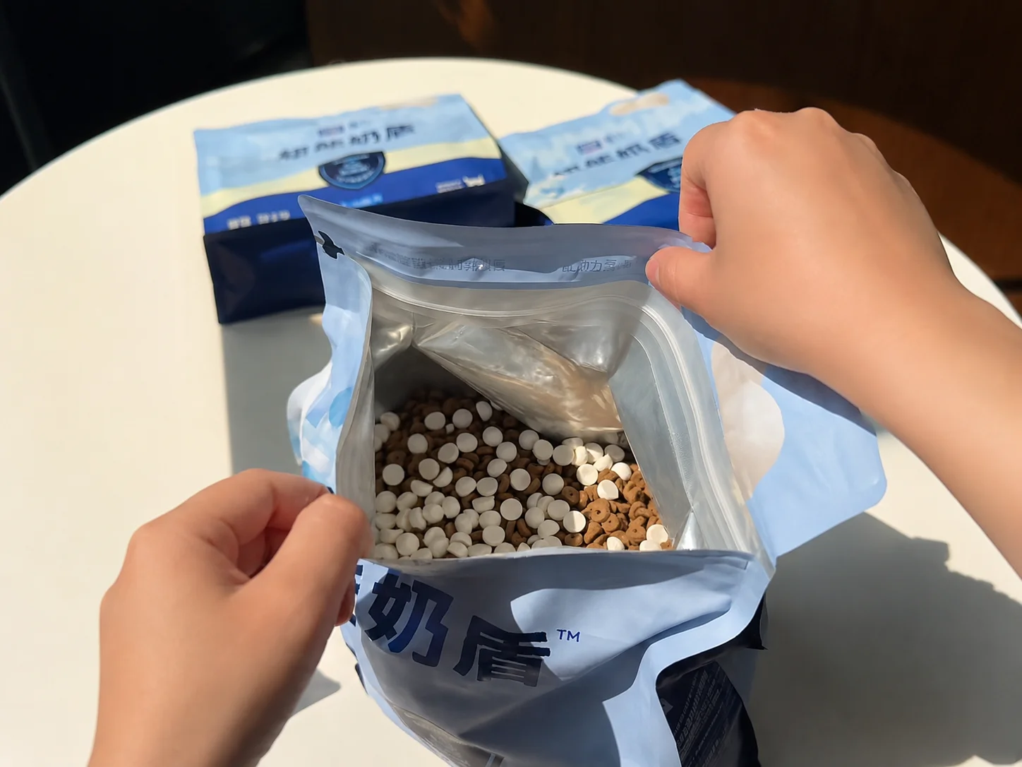 宠物食品包装 开启保存与用户体验